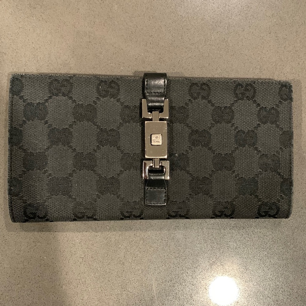 Authentic monogram black Gucci Jackie canvas and leather wallet